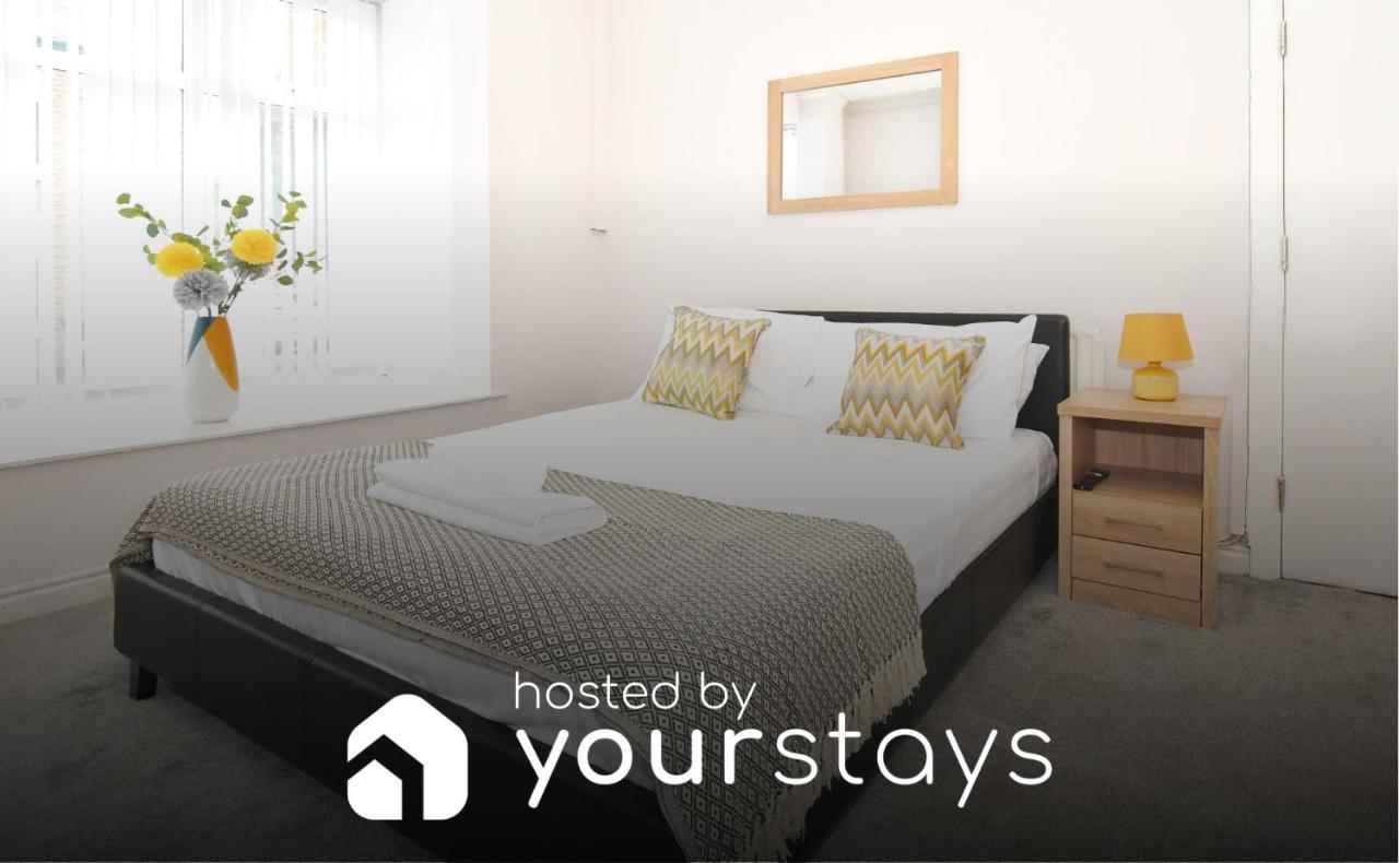 Wistaston House By Yourstays 5 Double Bedrooms And 2 Bathrooms, Great For Groups! Book Now! ครูว์ ภายนอก รูปภาพ